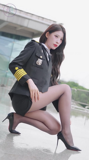 4k 2024vݳչ Ůģ racing model # #beautyleg 1